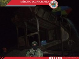 Ejército Ecuatoriano neutraliza actividades de minería ilegal en Gualaquiza
